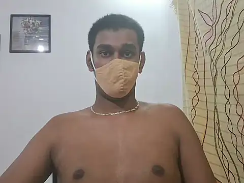 Snapshot of brownguy1234 chatting on November 17, 2025, 2:54 pm brownguy1234 online show from November 17, 2025, 2:54 pm