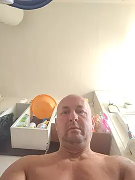 Snapshot of intx800 chatting on August 2, 2026, 5:17 am intx800 online show from August 2, 2026, 5:17 am