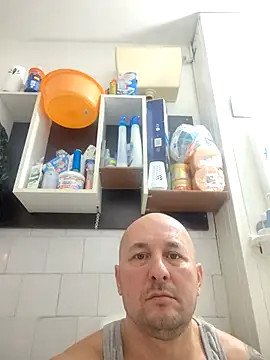 Snapshot of intx800 chatting on December 4, 2025, 3:16 am intx800 online show from December 4, 2025, 3:16 am