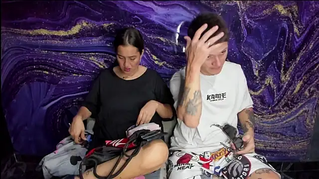 Snapshot of Zara_cum69 chatting on November 7, 2025, 1:43 am Zara cum69 online show from November 7, 2025, 1:43 am