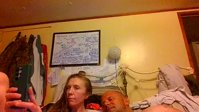 raybo715 online show from May 26, 2026, 3:37 am