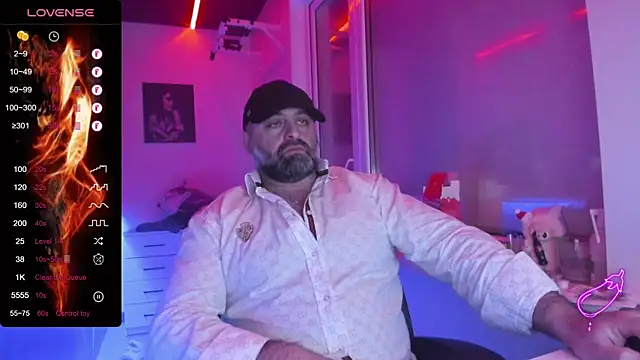 MAGABEAR077 online show from January 17, 2026, 7:39 pm