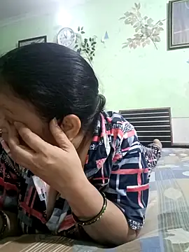 Kavya kapoor online show from April 7, 2026, 5:31 am