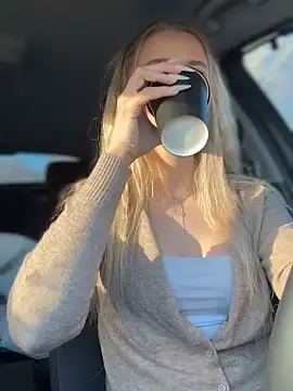 Snapshot of Devill_Angel_ chatting on November 15, 2025, 8:40 am Devill Angel online show from November 15, 2025, 8:40 am