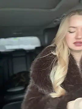 Devill Angel  online show from January 18, 2026, 9:56 am