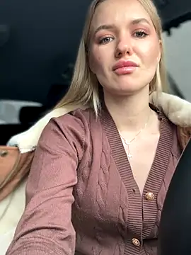 Snapshot of Devill_Angel_ chatting on November 19, 2025, 9:53 am Devill Angel online show from November 19, 2025, 9:53 am