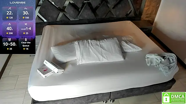 Snapshot of Rose_Evans__ chatting on November 29, 2025, 5:07 am Rose Evans online show from November 29, 2025, 5:07 am