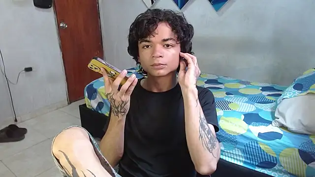 Lovebeng  online show from April 8, 2026, 8:21 pm