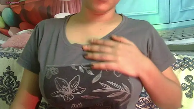 Preeti-Sexy online show from June 23, 2026, 6:11 am