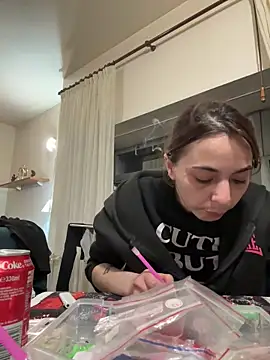 Snapshot of kattleya1407 chatting on April 4, 2026, 2:51 am kattleya1407 online show from April 4, 2026, 2:51 am