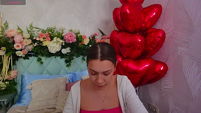 Snapshot of AliceBrayan chatting on February 5, 2026, 5:09 pm AliceBrayan online show from February 5, 2026, 5:09 pm