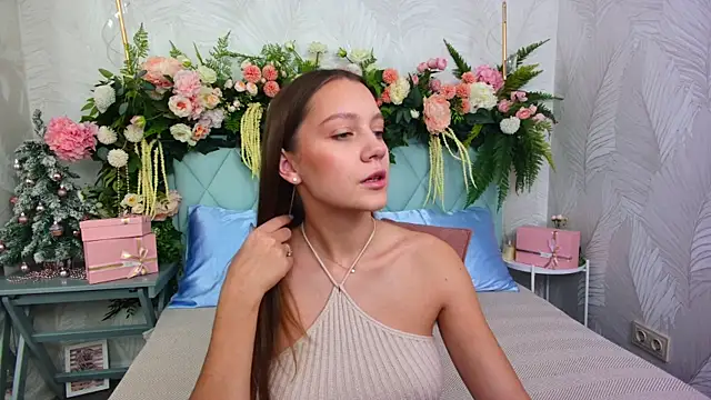 Snapshot of AliceBrayan chatting on December 20, 2025, 5:05 pm AliceBrayan online show from December 20, 2025, 5:05 pm