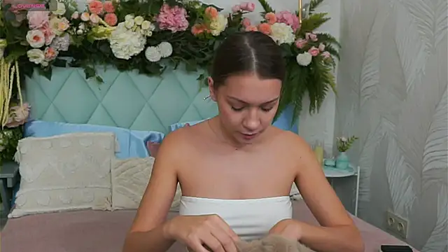 Snapshot of AliceBrayan chatting on February 23, 2026, 5:13 pm AliceBrayan online show from February 23, 2026, 5:13 pm