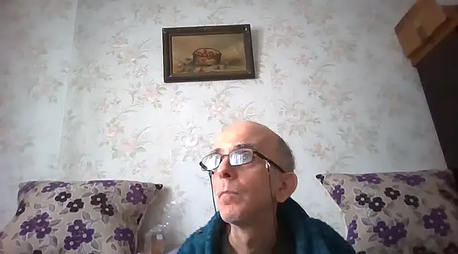 Snapshot of mariusica1@xh chatting on March 20, 2025, 10:21 am mariusica1xh online show from March 20, 2025, 10:21 am