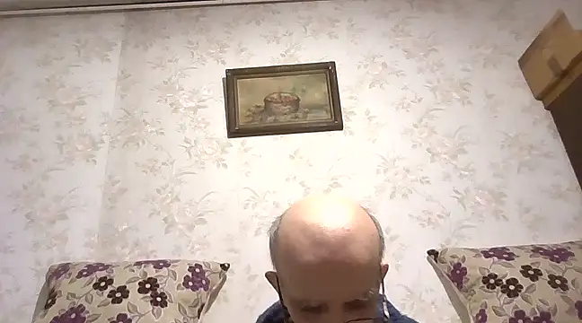 Snapshot of mariusica1@xh chatting on March 1, 2025, 9:48 pm mariusica1xh online show from March 1, 2025, 9:48 pm