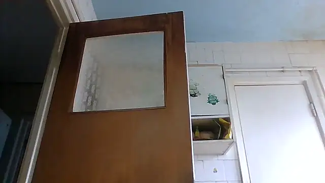 mariusica1xh online show from February 1, 2026, 1:09 pm