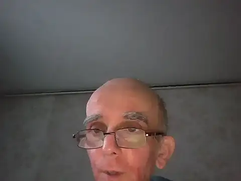 Snapshot of mariusica1@xh chatting on October 18, 2025, 3:03 pm mariusica1xh online show from October 18, 2025, 3:03 pm