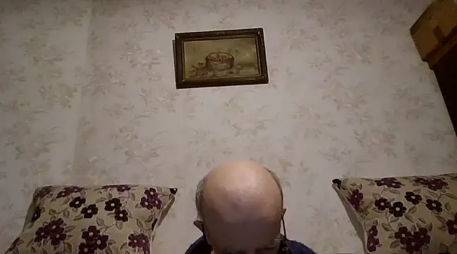 Snapshot of mariusica1@xh chatting on March 8, 2025, 2:12 am mariusica1xh online show from March 8, 2025, 2:12 am