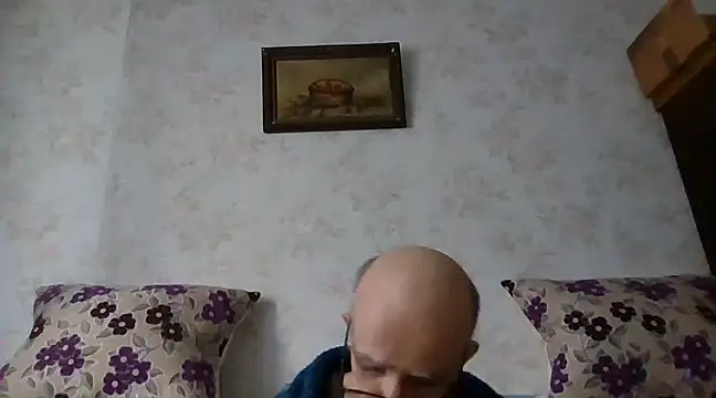 Snapshot of mariusica1@xh chatting on March 11, 2025, 2:07 pm mariusica1xh online show from March 11, 2025, 2:07 pm