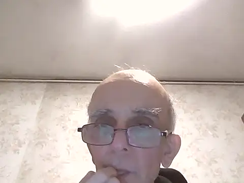 Snapshot of mariusica1@xh chatting on September 27, 2025, 7:09 pm mariusica1xh online show from September 27, 2025, 7:09 pm