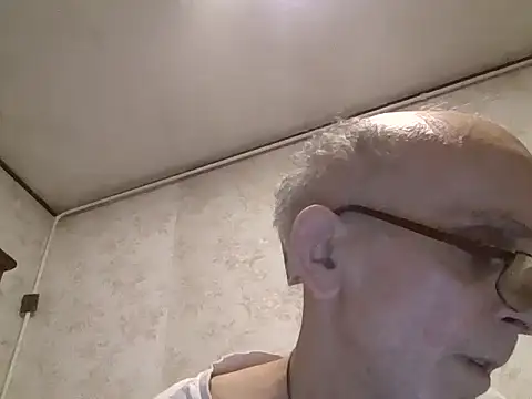 Snapshot of mariusica1@xh chatting on September 18, 2025, 1:08 am mariusica1xh online show from September 18, 2025, 1:08 am