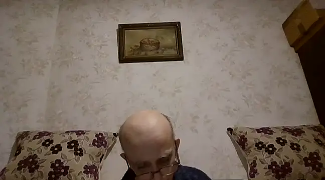 Snapshot of mariusica1@xh chatting on March 11, 2025, 12:22 am mariusica1xh online show from March 11, 2025, 12:22 am