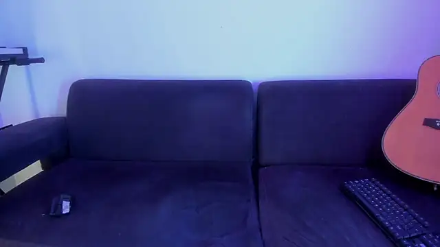 Snapshot of Henrikk_senn chatting on November 24, 2025, 1:38 am Henrikk senn online show from November 24, 2025, 1:38 am