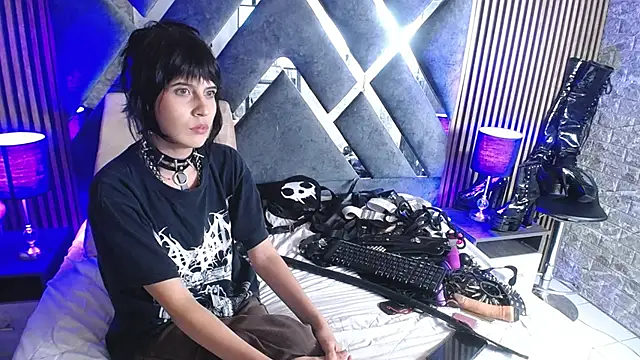 Snapshot of bellatrix25 chatting on December 12, 2024, 11:14 pm bellatrix25 online show from December 12, 2024, 11:14 pm