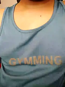 Snapshot of yoyokakshay_1996 chatting on February 9, 2025, 6:33 am yoyokakshay 1996 online show from February 9, 2025, 6:33 am