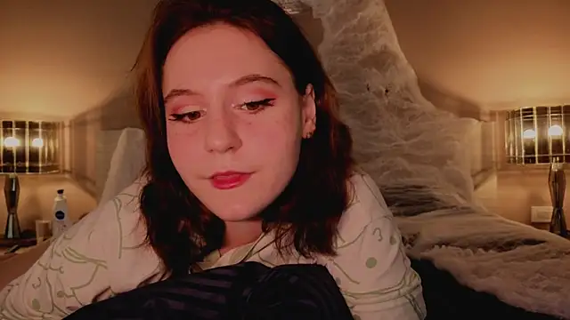 Diana Flower online show from October 30, 2025, 4:22 am