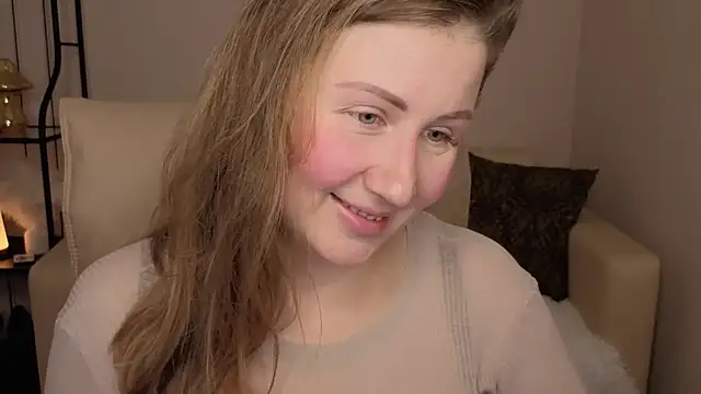 Snapshot of Helens_love chatting on November 3, 2025, 2:06 am Helens love online show from November 3, 2025, 2:06 am