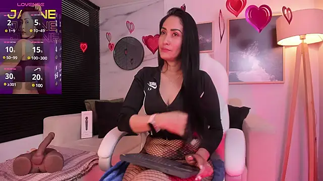 Janne lee online show from February 8, 2025, 9:57 pm