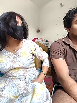 Snapshot of riya190 chatting on October 4, 2025, 8:38 am riya190 online show from October 4, 2025, 8:38 am