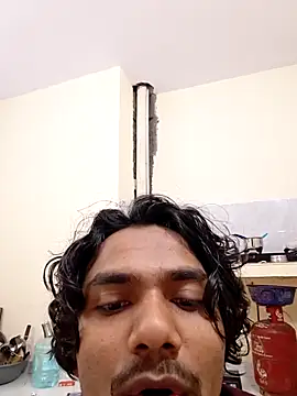 riya190 online show from January 5, 2026, 6:11 pm