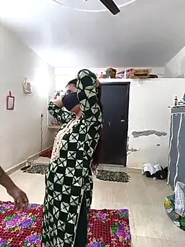 Snapshot of riya190 chatting on March 3, 2025, 5:52 pm riya190 online show from March 3, 2025, 5:52 pm