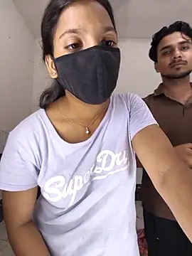 Snapshot of riya190 chatting on September 19, 2025, 6:12 pm riya190 online show from September 19, 2025, 6:12 pm