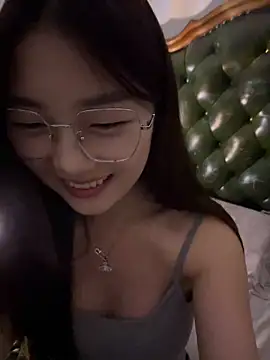 Sweet-Angel999 online show from May 14, 2026, 4:48 pm