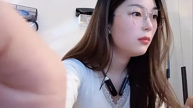 Sweet-Angel999 online show from January 14, 2026, 1:59 pm