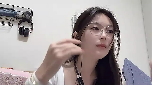 Sweet-Angel999 online show from March 13, 2026, 3:06 pm