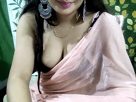 Snapshot of Aarvi_Arora chatting on March 3, 2025, 3:11 pm Aarvi Arora online show from March 3, 2025, 3:11 pm