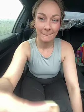 Joanachupa online show from March 28, 2026, 3:02 pm