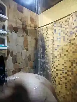 Im Alma  online show from February 20, 2026, 8:55 pm