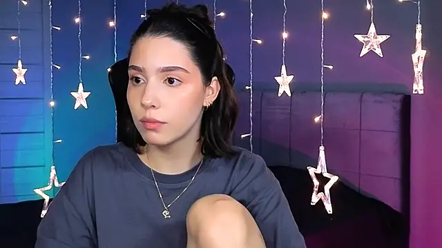 Snapshot of Stacy_Gonzales_ chatting on October 15, 2025, 10:12 am Stacy Gonzales  online show from October 15, 2025, 10:12 am