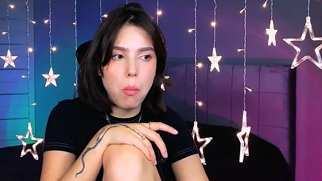 Snapshot of Stacy_Gonzales_ chatting on October 9, 2025, 12:17 pm Stacy Gonzales  online show from October 9, 2025, 12:17 pm