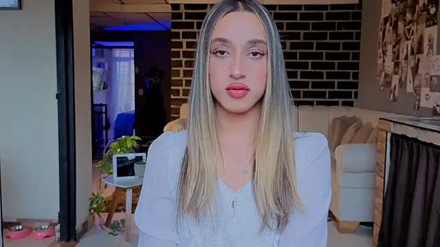 Goddivaa online show from April 7, 2026, 9:49 pm