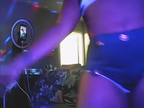 YourFaceMyThrone27 online show from January 31, 2025, 1:33 am