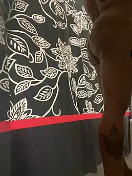 YourFaceMyThrone27 online show from January 15, 2025, 2:13 pm