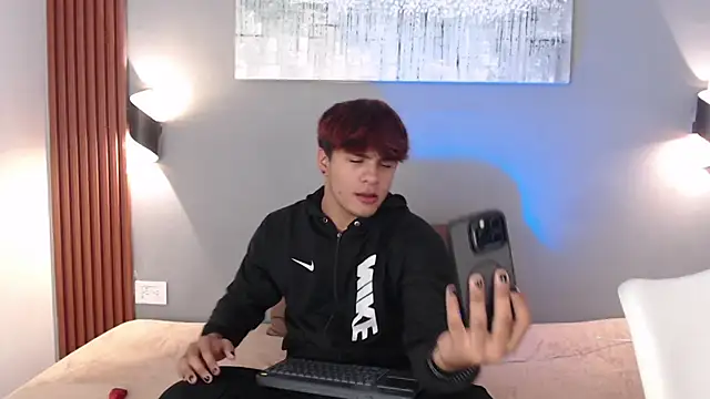 LuciferM Star online show from April 6, 2026, 5:08 am