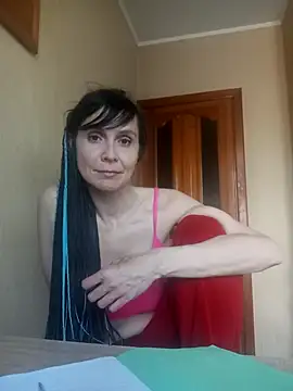 Francenia lolis online show from June 7, 2026, 8:41 am