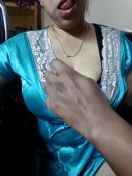 Snapshot of Madhavi_mishra chatting on November 19, 2025, 5:07 am Madhavi mishra online show from November 19, 2025, 5:07 am